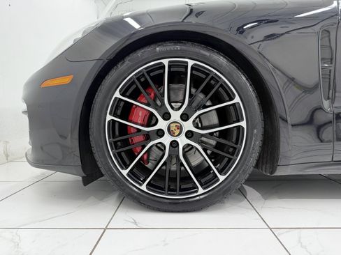 Certified 2022 Porsche Panamera 4S image 16