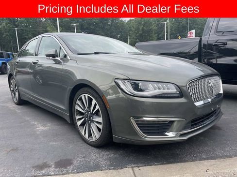 Used 2017 Lincoln MKZ Reserve FWD image 12