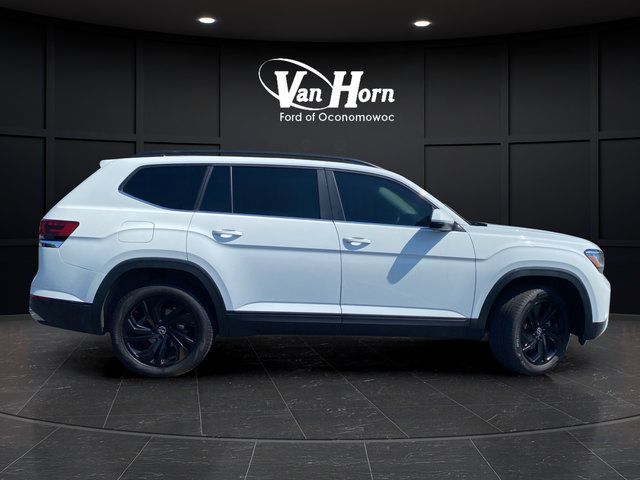 Used 2023 Volkswagen Atlas SE w/ Panoramic Sunroof Package AWD/4WD image 8
