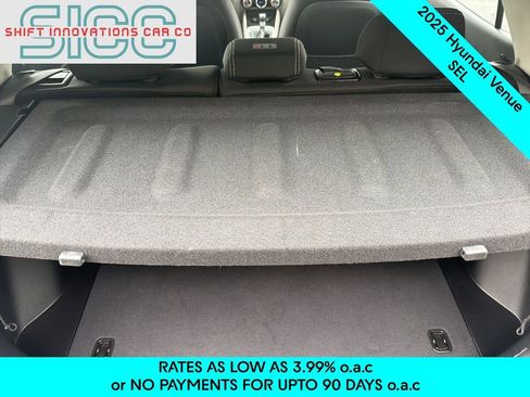 Used 2025 Hyundai Venue SEL FWD image 27