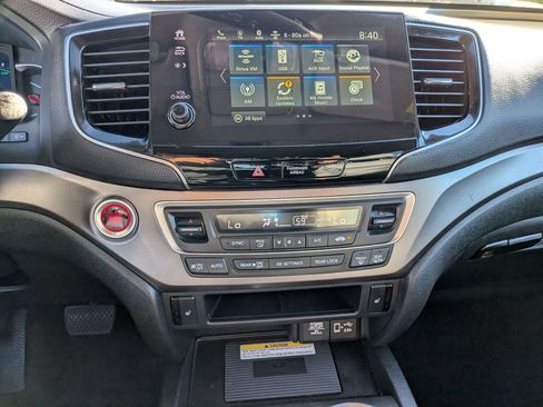 Used 2022 Honda Pilot Special Edition image 19