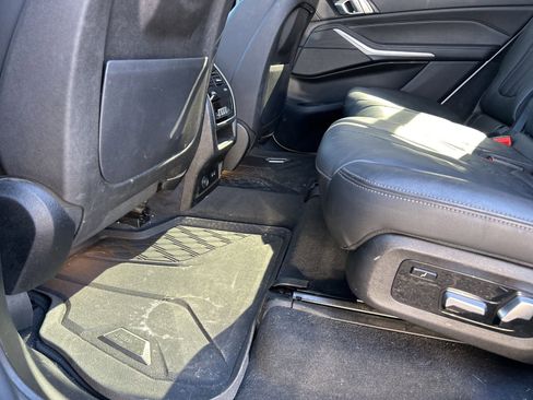 Used 2020 BMW X7 xDrive40i w/ Premium Package image 12