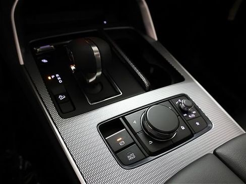 New 2026 MAZDA CX-90 Plug-In Hybrid w/ Preferred image 30