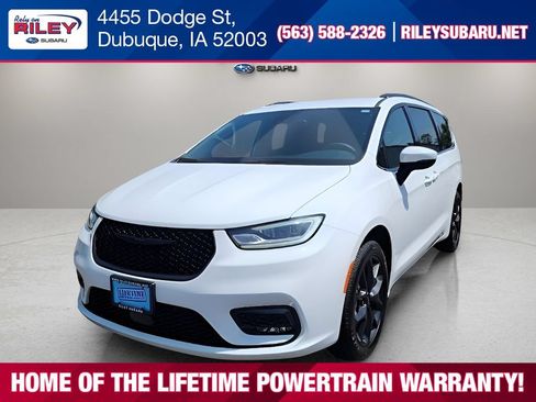 Used 2023 Chrysler Pacifica Touring-L w/ S Appearance Package AWD/4WD image 1