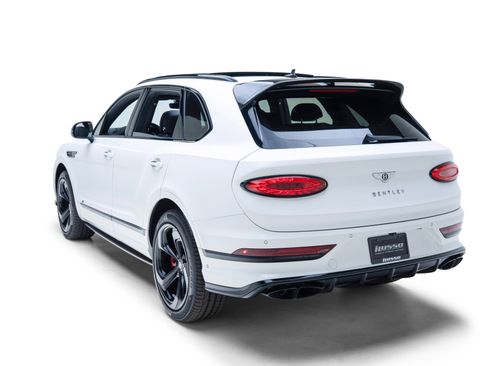 Used 2022 Bentley Bentayga AWD/4WD image 42
