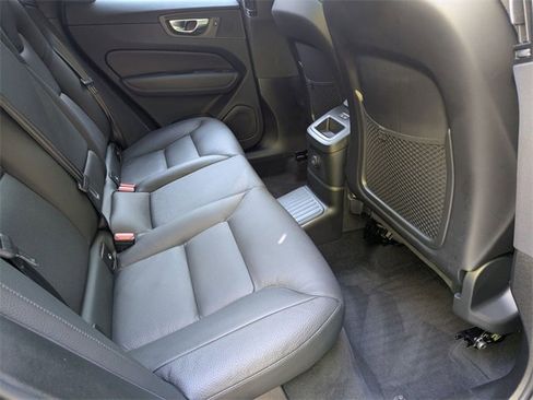 Certified 2025 Volvo XC60 T8 Plus w/ Protection Package Premier image 27