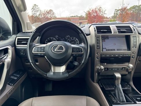 Used 2020 Lexus GX 460 Premium image 20