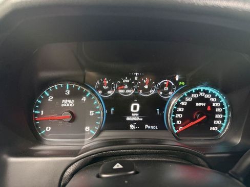 Used 2017 Chevrolet Suburban Premier AWD/4WD image 18