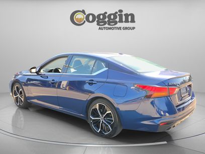 Used 2024 Nissan Altima 2.5 SR