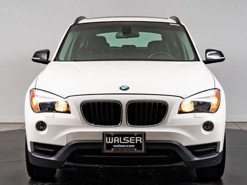 Used 2014 BMW X1 xDrive28i AWD/4WD image 2