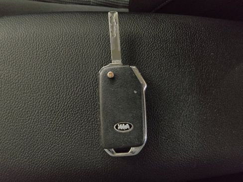 Used 2021 Kia Forte FE image 32