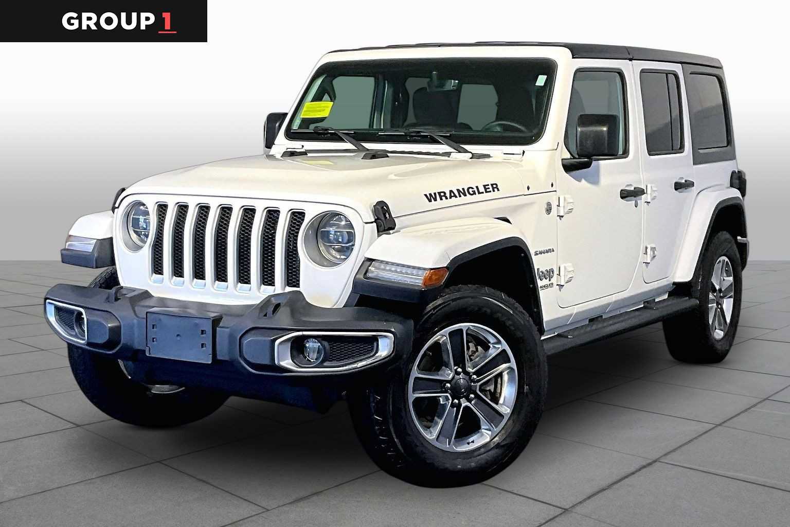 Used 2018 Jeep Wrangler Unlimited Sahara w/ Dual Top Group AWD/4WD image 1