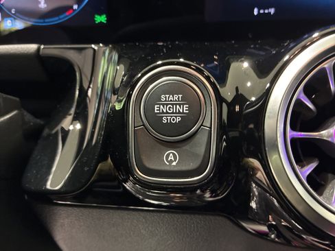 Used 2023 Mercedes-Benz GLA 250 4MATIC image 13