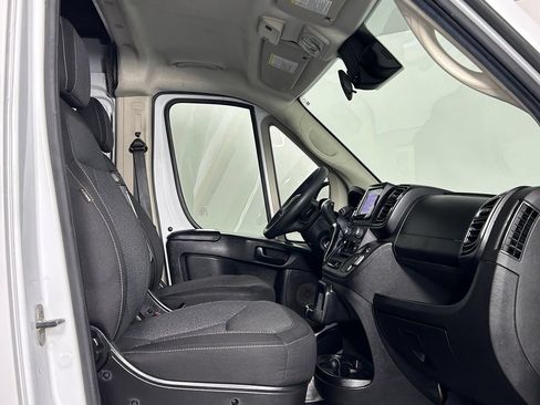 Used 2022 RAM ProMaster 2500 FWD image 10
