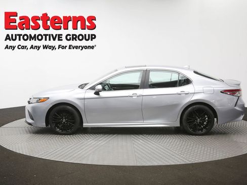 Used 2019 Toyota Camry SE FWD image 60