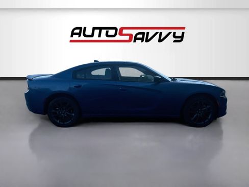 Used 2022 Dodge Charger SXT w/ Plus Group AWD/4WD image 8