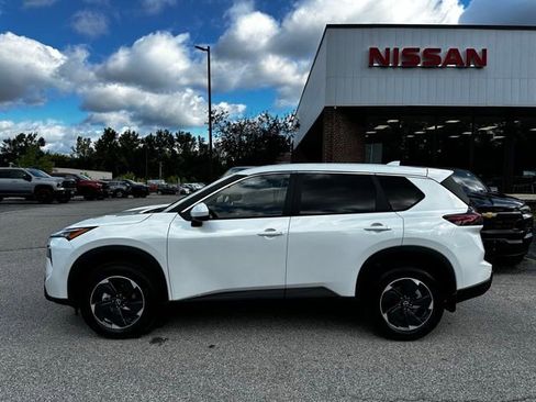 New 2026 Nissan Rogue SV image 10