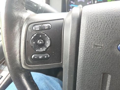 Used 2015 Ford F250 Platinum image 37