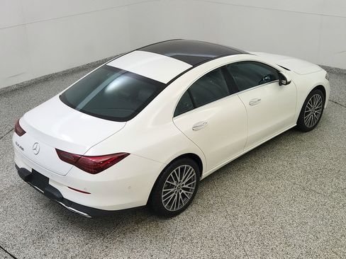 Used 2025 Mercedes-Benz CLA 250 image 16