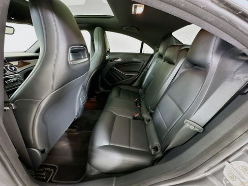 Used 2014 Mercedes-Benz CLA 250 image 27