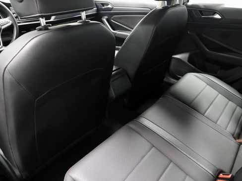 Used 2024 Volkswagen Jetta SE image 21