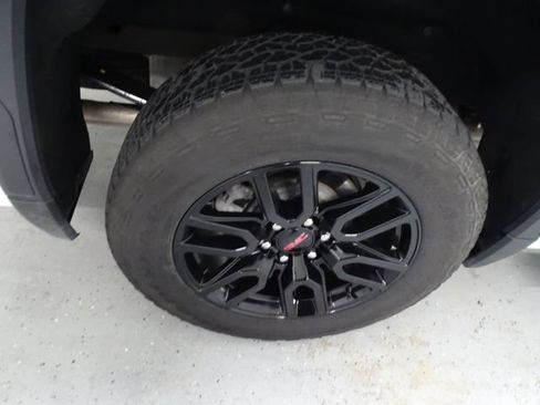 Certified 2024 GMC Sierra 1500 Elevation w/ X31 Off-Road Package AWD/4WD image 32