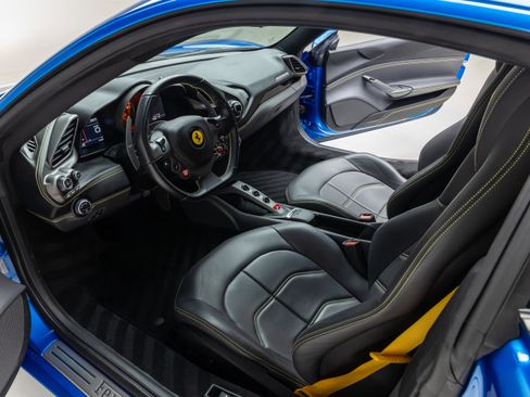 Certified 2018 Ferrari 488 GTB image 43
