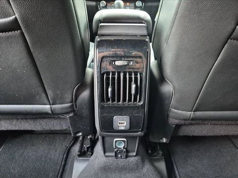 Used 2024 Jeep Compass Latitude w/ Convenience Group AWD/4WD image 16