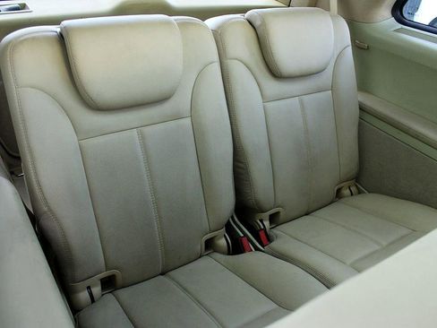 Used 2010 Mercedes-Benz GL 450 4MATIC image 13