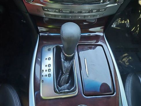 Used 2015 INFINITI Q70 L 3.7 image 12