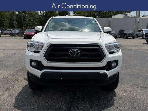 Used 2023 Toyota Tacoma SR5 w/ Technology Package AWD/4WD image 7