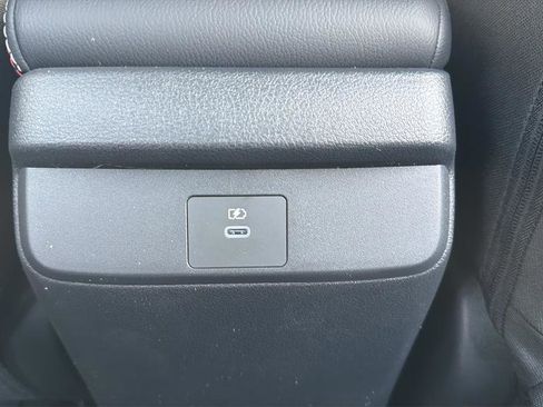 New 2026 Nissan Sentra SR FWD image 21