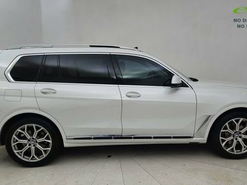 Used 2024 BMW X7 xDrive40i w/ Premium Package AWD/4WD image 6