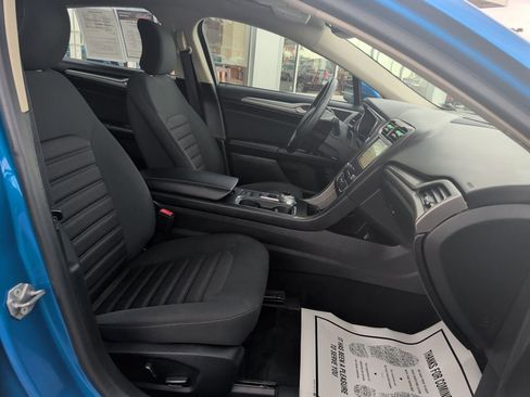 Used 2019 Ford Fusion SE image 22