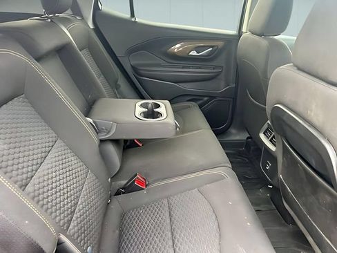 Used 2020 GMC Terrain SLE w/ Driver Convenience Package AWD/4WD image 8