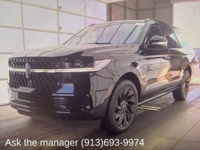 Used 2025 Lincoln Navigator L Reserve w/ Jet Appearance Package