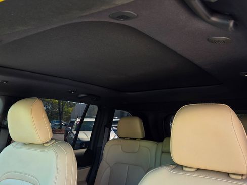 Used 2023 Jeep Grand Cherokee 4WD 4xe image 45