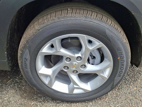 New 2025 Chevrolet Trax LS w/ LS Convenience Package image 3