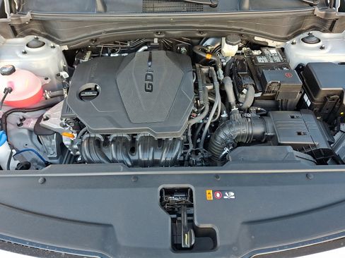 Certified 2025 Kia Sportage SX image 33