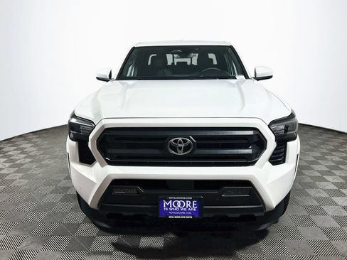 Certified 2024 Toyota Tacoma SR5 AWD/4WD image 2