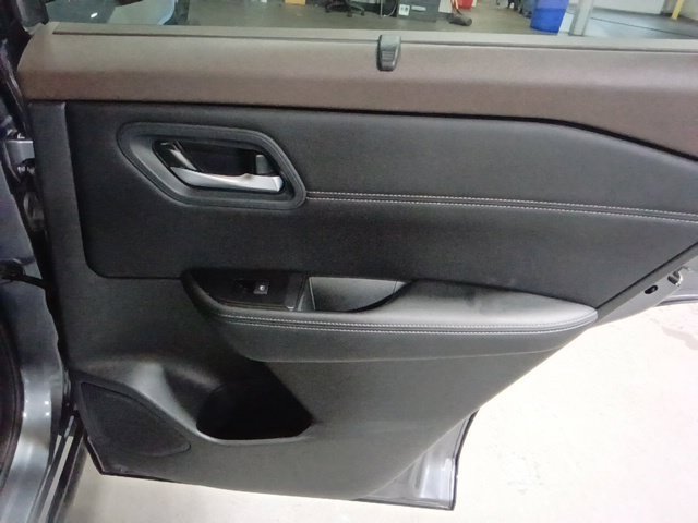 Certified 2023 Nissan Rogue SV w/ SV Premium B Package AWD/4WD image 21