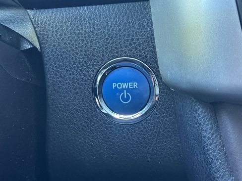 Used 2016 Toyota Highlander Limited Platinum image 30