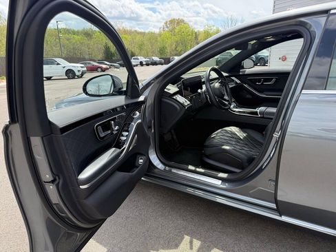 Used 2022 Mercedes-Benz S 580 4MATIC Sedan image 19