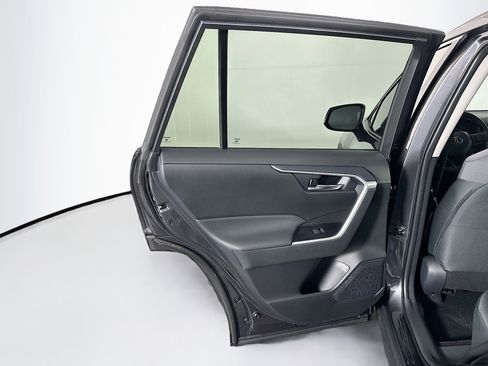 Used 2025 Toyota RAV4 XLE w/ Convenience Package image 27