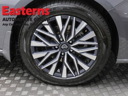 Used 2023 Nissan Altima 2.5 SV AWD/4WD image 31