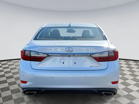 Used 2017 Lexus ES 350 image 3