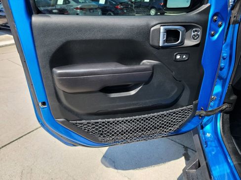 Used 2021 Jeep Gladiator Sport AWD/4WD image 10