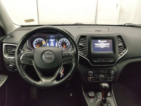 Used 2020 Jeep Cherokee Latitude Plus w/ Cold Weather Group image 22