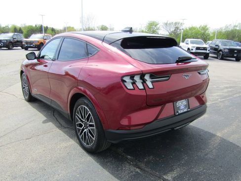Used 2025 Ford Mustang Mach-E Premium AWD/4WD image 5