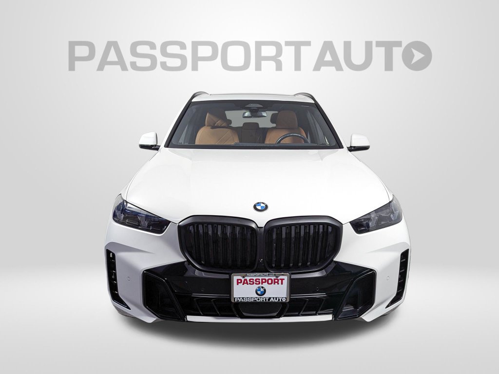 Used 2026 BMW X5 xDrive40i w/ M Sport Package AWD/4WD image 8